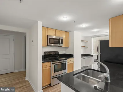 $2,700 | 1225 13th Street Northwest, Unit 407, Washington, DC 20005
