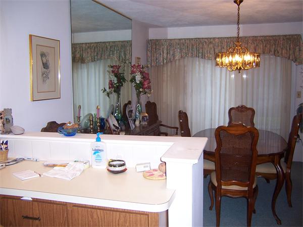 13 Country Club Road, Unit 13 Peabody, MA 01960 - Photo 4 of 12 Gallery Image 4