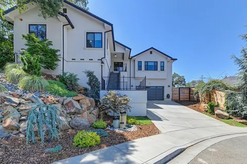 $999,000 | 465 Miles Court, Auburn, CA 95603