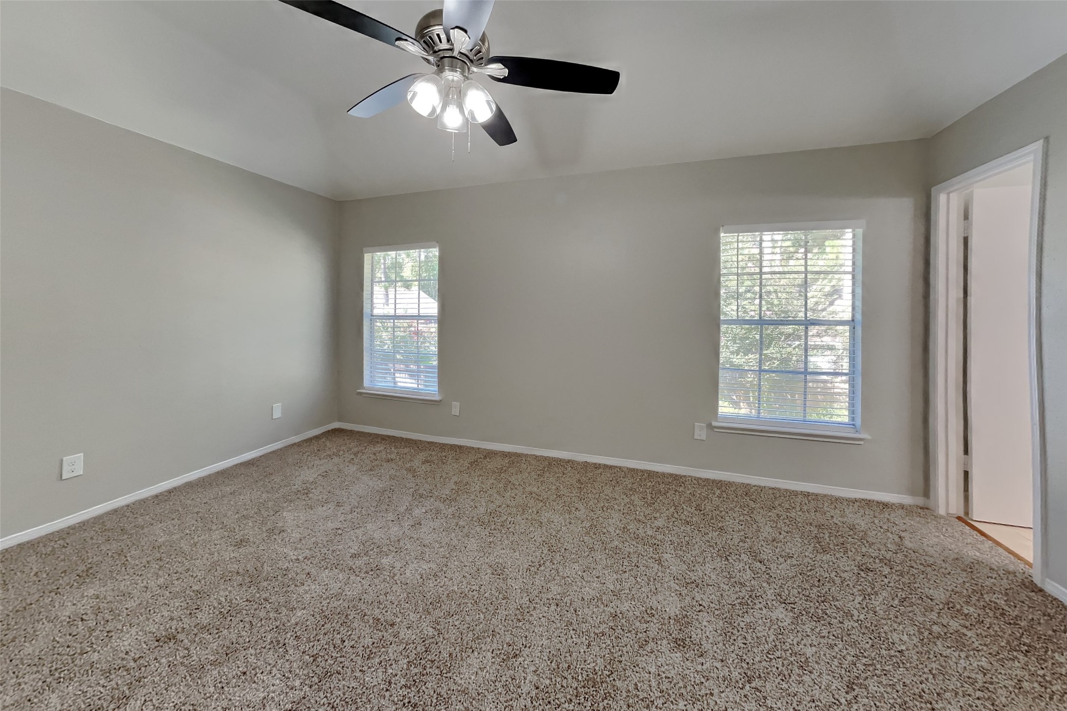 38 Still Corner Place Spring, TX 77381 - Photo 11 of 19