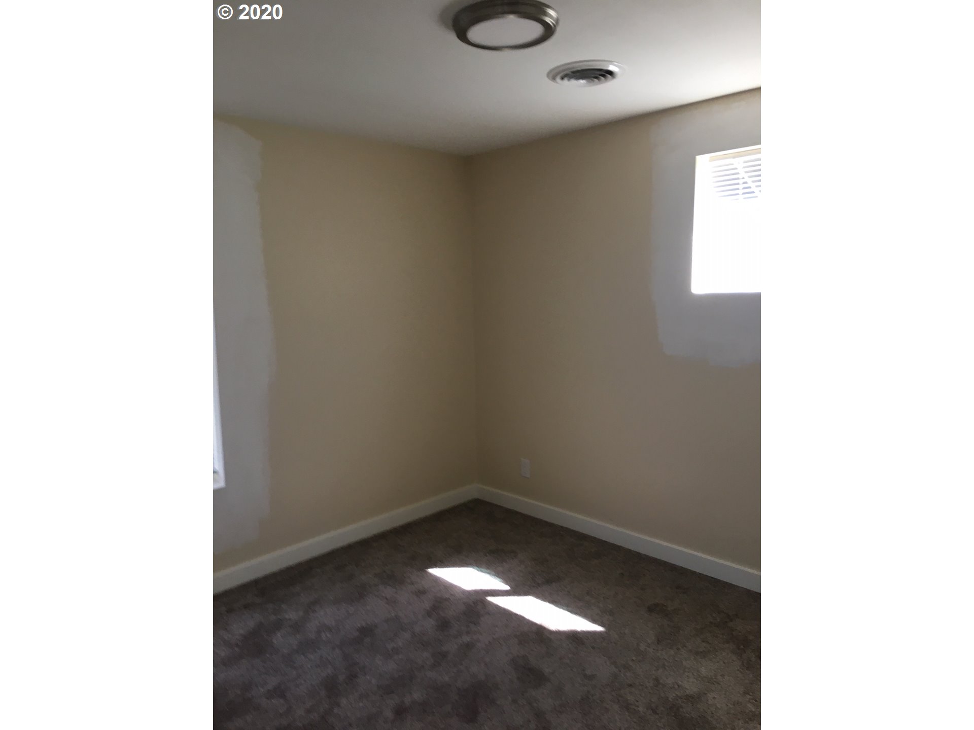 1515 Southwest Hailey Avenue Pendleton, OR 97801 - Photo 15 of 24