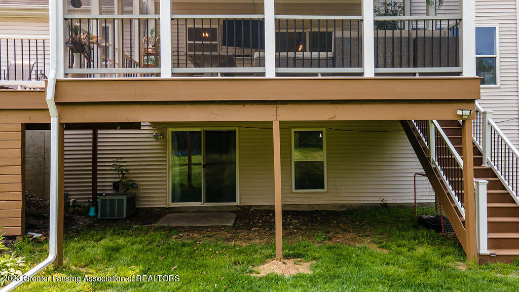 17 Three Oaks Road Okemos, MI 48864 - Photo 33 of 45 17ThreeOaks32