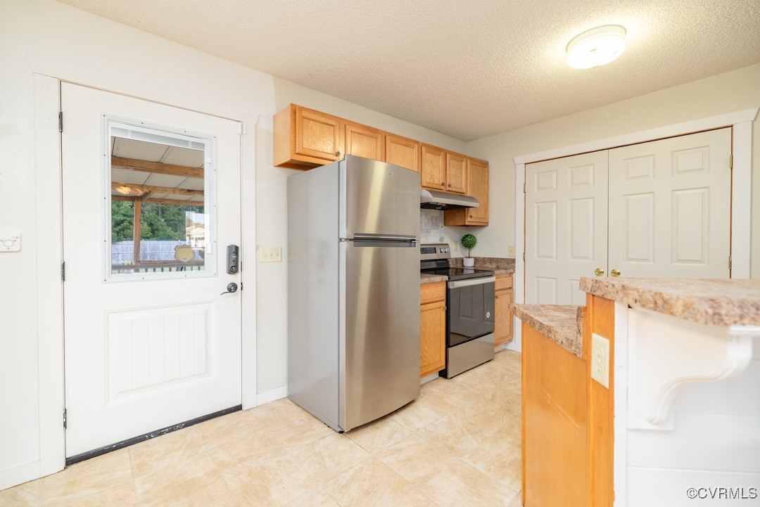 96 Horseshoe Road Jarratt, VA 23867 - Photo 11 of 36 Kitchen featuring appliances with stainless steel