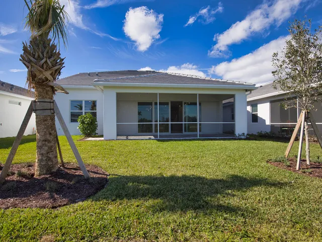 $3,950 | 8348 Beagle Terrace, Vero Beach, FL 32967