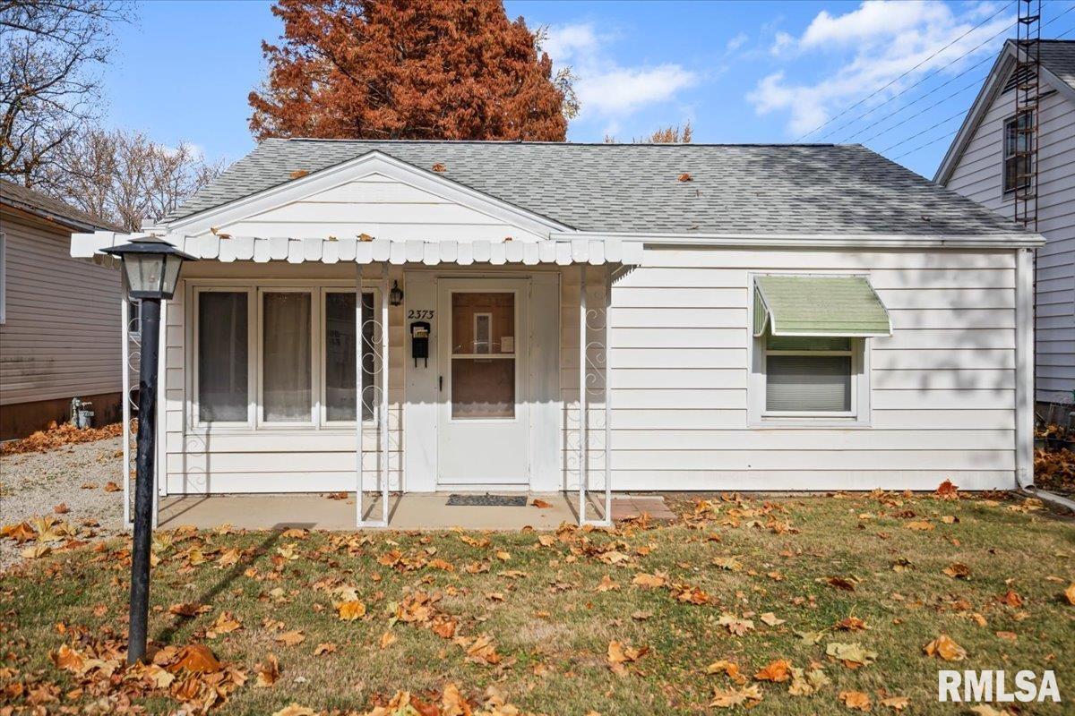 2373 East Keys Avenue Springfield, IL 62702 - Photo 2 of 16