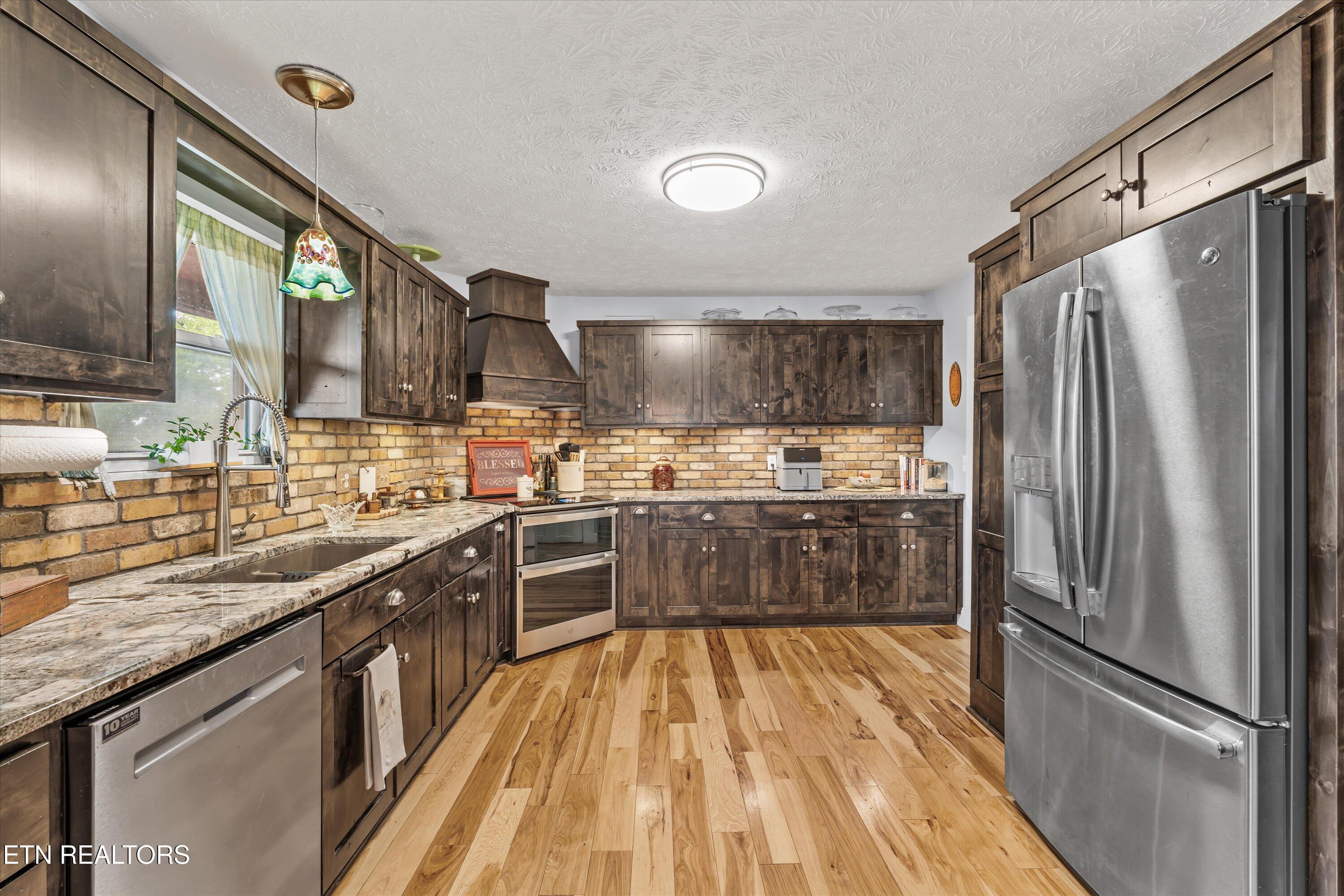 6239 North Trigonia Road Greenback, TN 37742 - Photo 17 of 50 07-6239 N Trigonia Rd 07