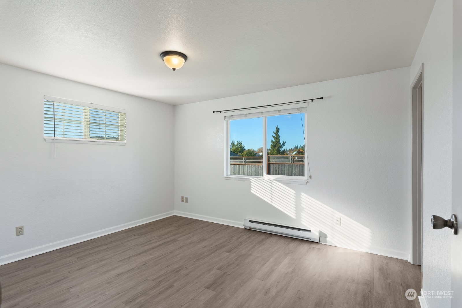 5302 Windsor Street Anacortes, WA 98221 - Photo 15 of 32