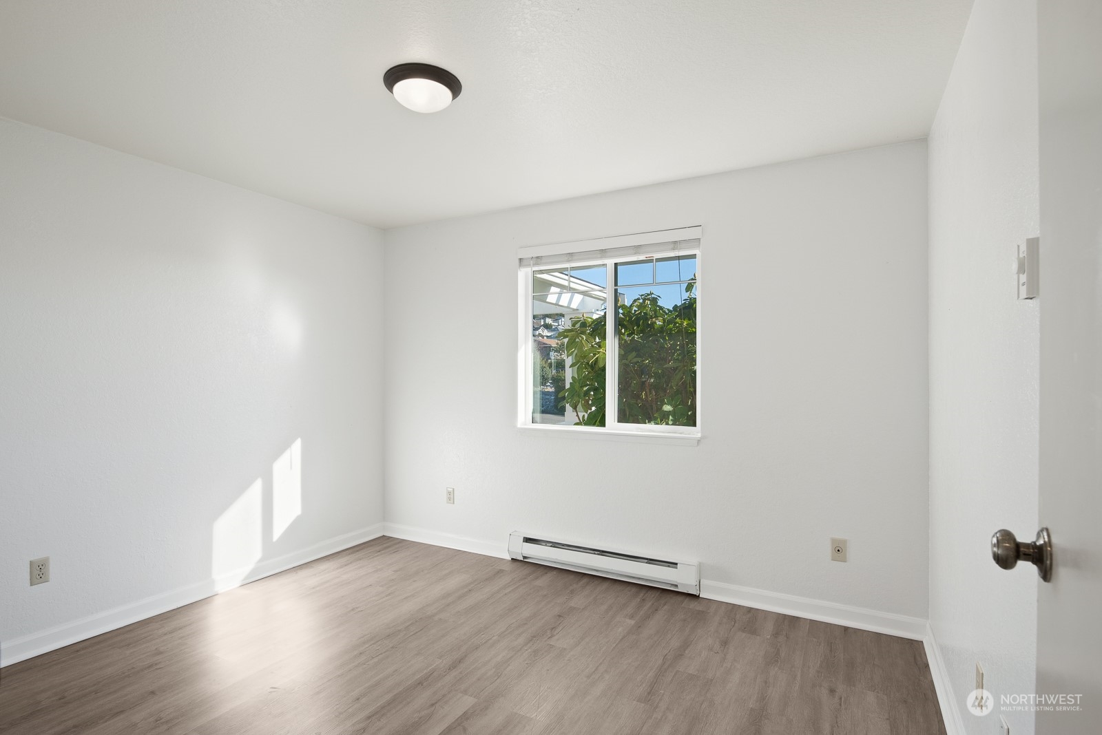 5302 Windsor Street Anacortes, WA 98221 - Photo 17 of 32