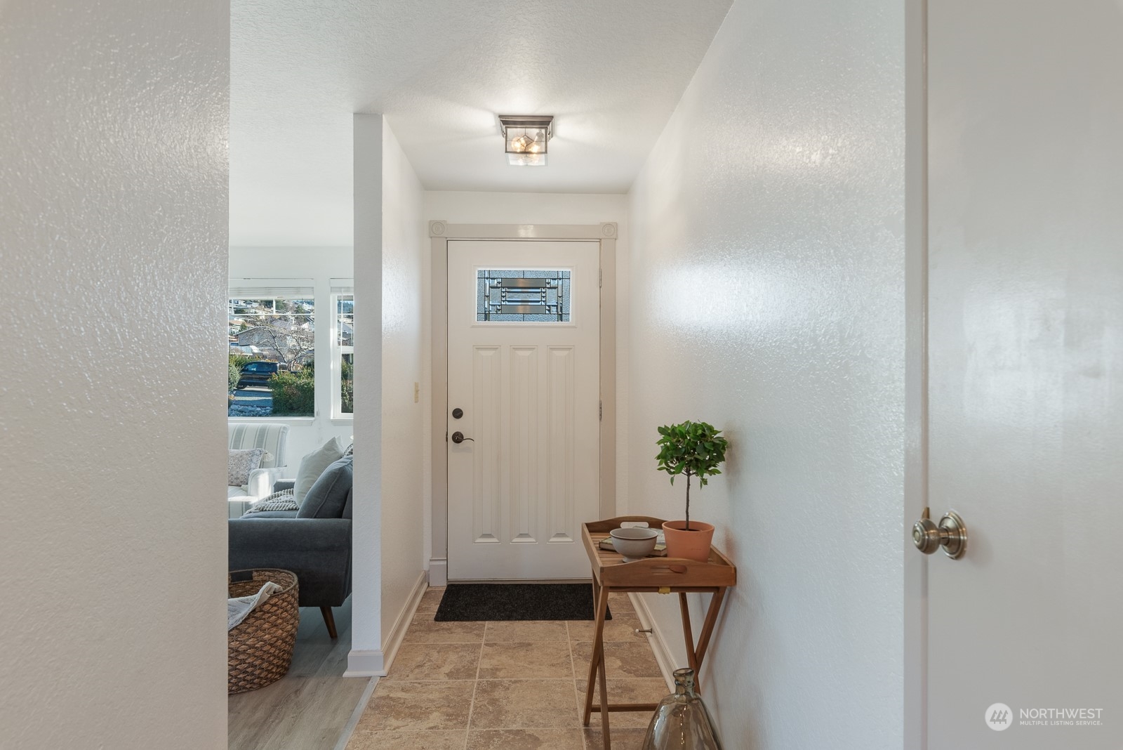 5302 Windsor Street Anacortes, WA 98221 - Photo 4 of 32
