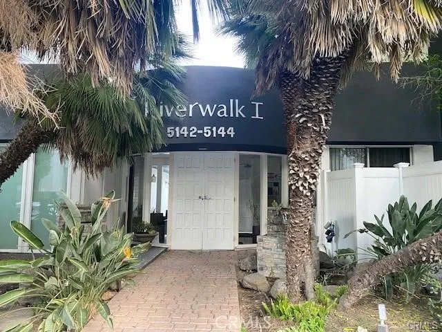 $3,200 | 5144 Zelzah Avenue, Unit 3, Encino, CA 91316