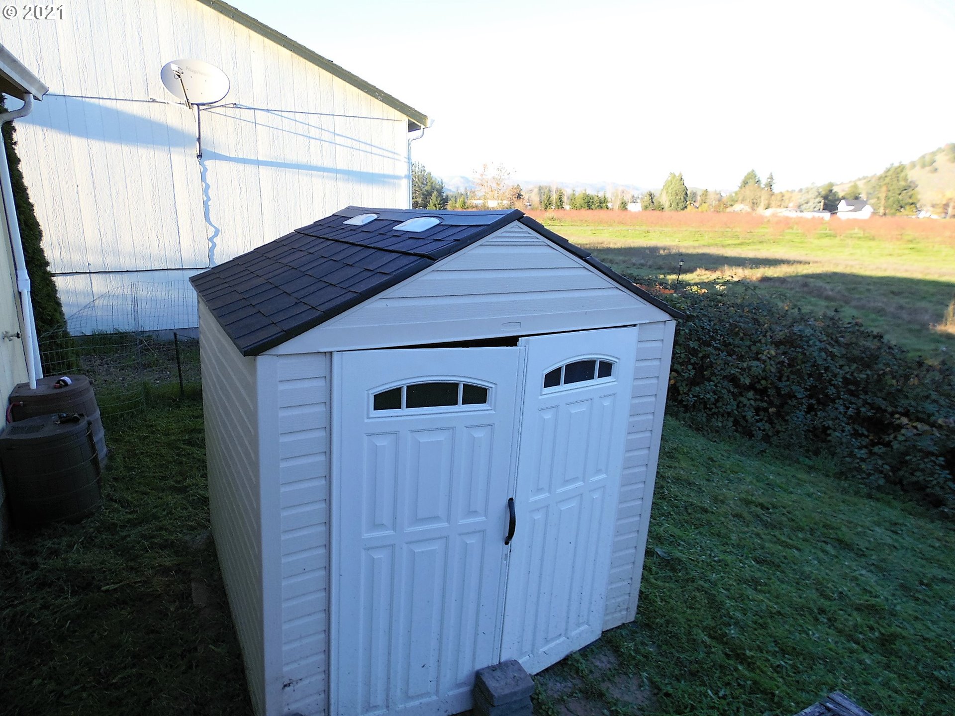 185 Lebleu Lane Winston, OR 97496 - Photo 18 of 23 a house view with a garden space