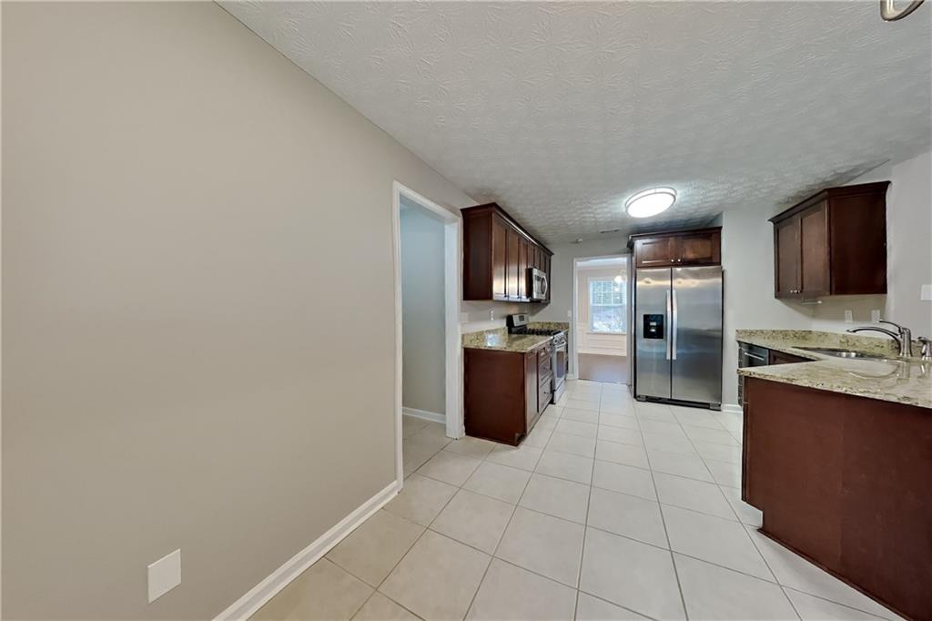 5197 Running Doe Drive Suwanee, GA 30024 - Photo 4 of 19