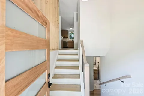 $675,000 | 7323 Rollingridge Drive, Charlotte, NC 28211