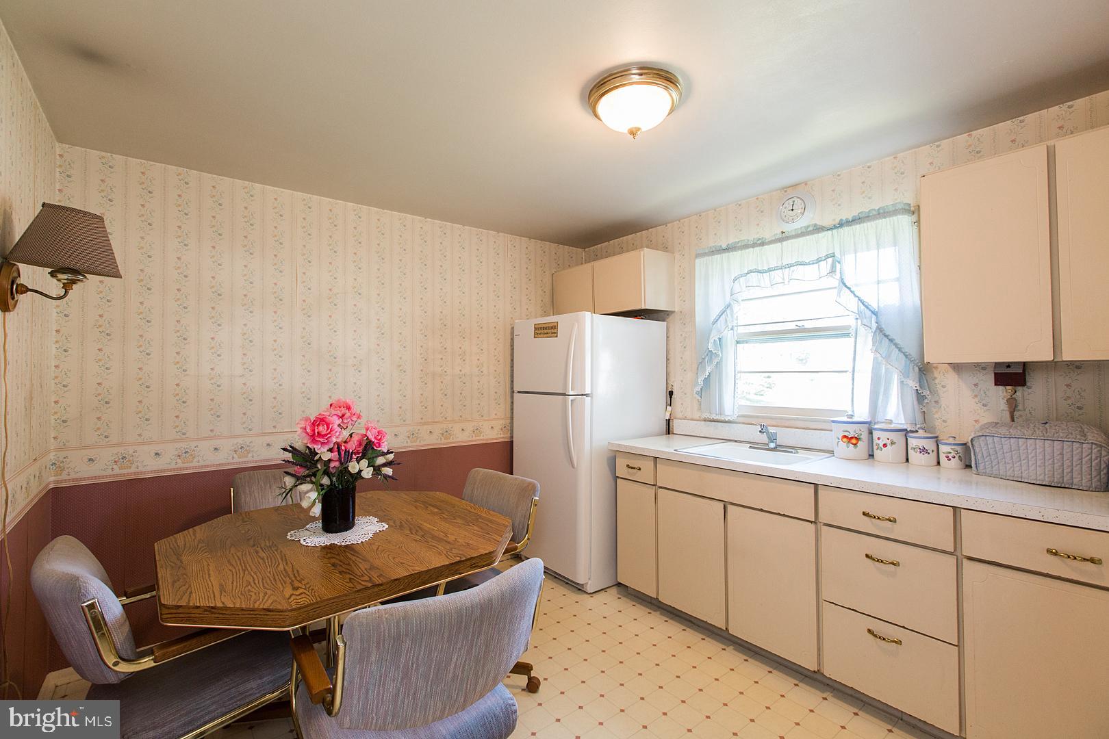 2710 Chapel Road Lancaster, PA 17603 - Photo 17 of 56 Kitchen- room for a kitchen table