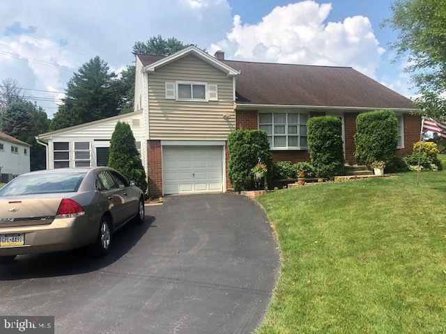 2710 Chapel Road Lancaster, PA 17603 - Photo 54 of 56 Front View