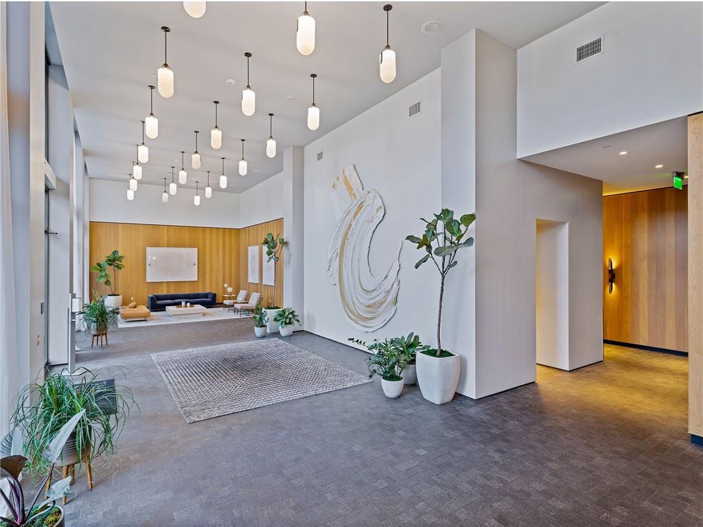 1001 Julia Street, Unit 9B New Orleans, LA 70113 - Photo 3 of 23