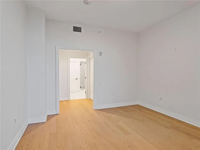 $824,000 | 1001 Julia Street, Unit 9B, New Orleans, LA 70113