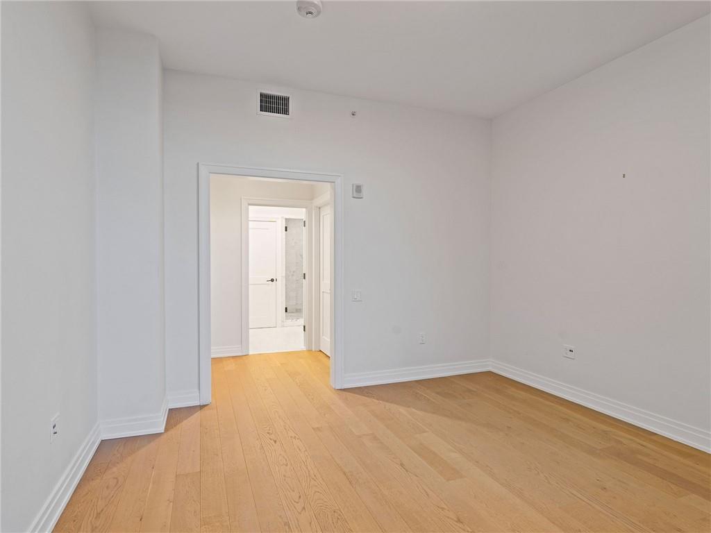 1001 Julia Street, Unit 9B New Orleans, LA 70113 - Photo 9 of 23