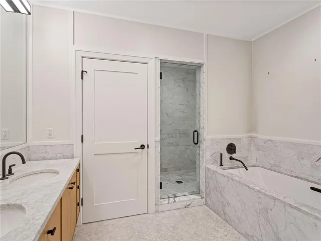 $824,000 | 1001 Julia Street, Unit 9B, New Orleans, LA 70113