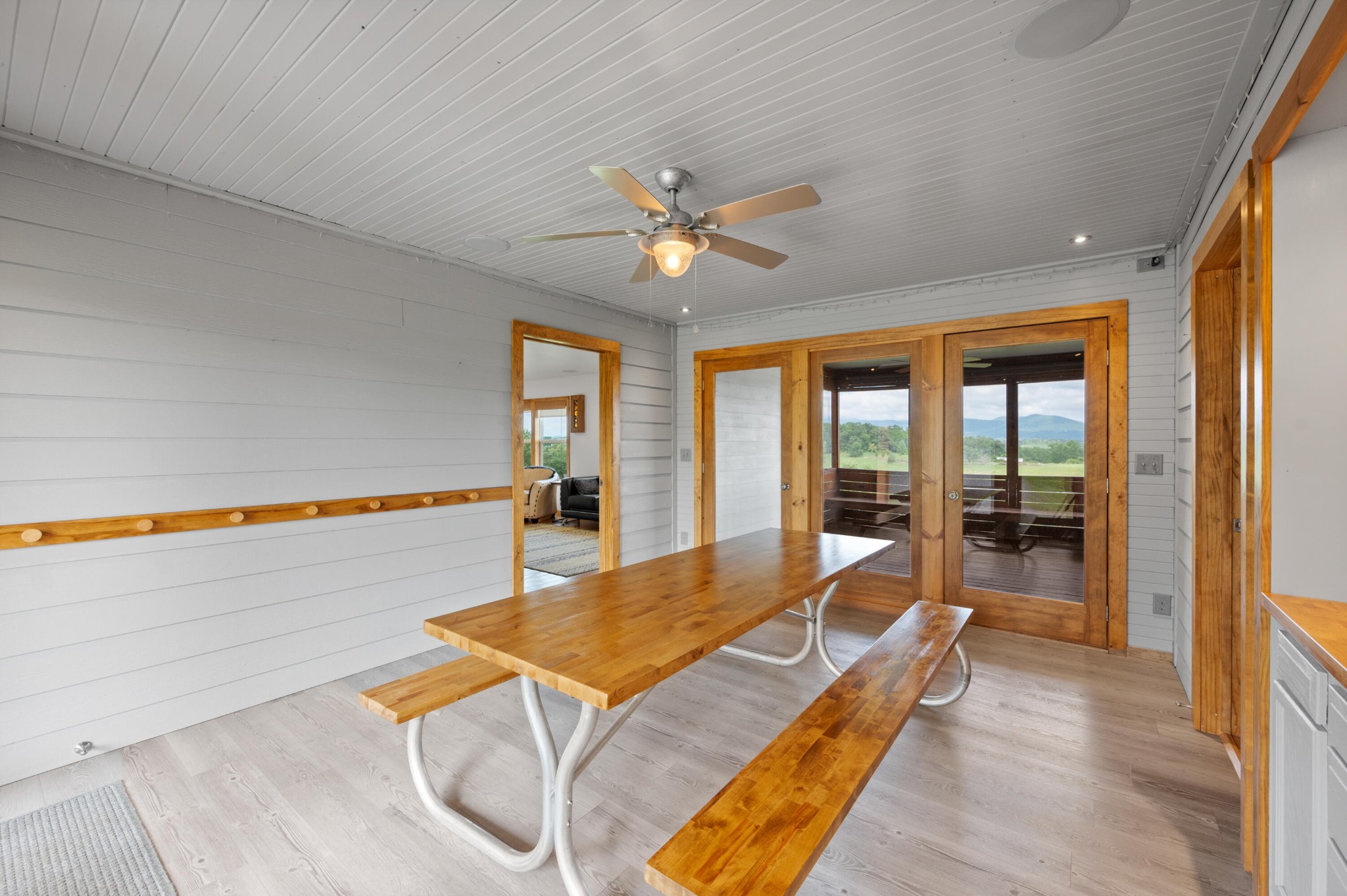 114 Amaryllis Road Newport, TN 37821 - Photo 9 of 54 Gallery Image 9