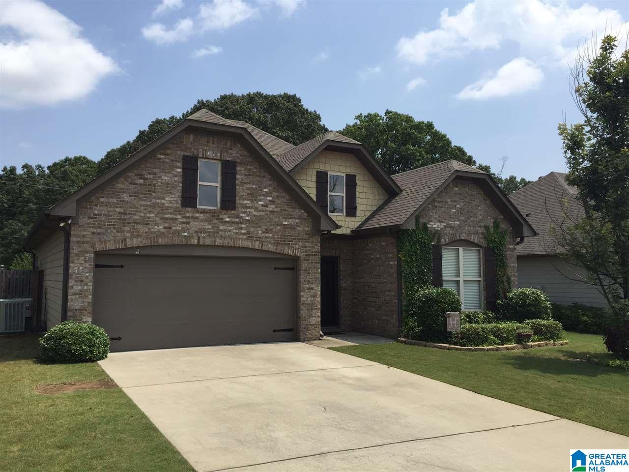 1028 Maryanna Road Calera, AL 35040 - Photo 4 of 29