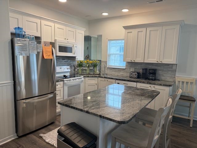 114 7th Avenue South Surfside Beach, SC 29575 - Photo 3 of 33
