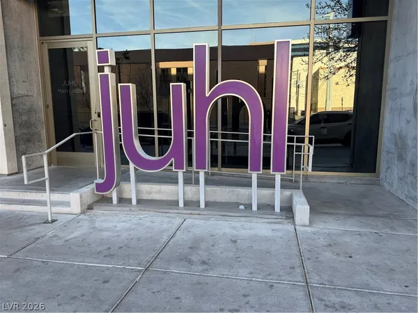 $2,300 | 353 East Bonneville Avenue, Unit 639, Las Vegas, NV 89101