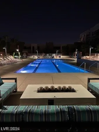 $2,300 | 353 East Bonneville Avenue, Unit 639, Las Vegas, NV 89101