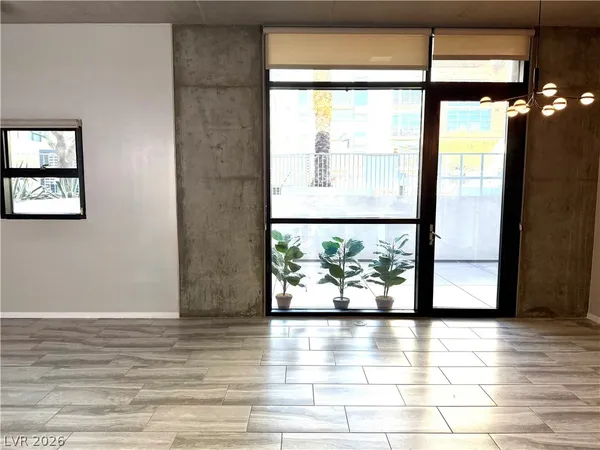 $2,300 | 353 East Bonneville Avenue, Unit 639, Las Vegas, NV 89101