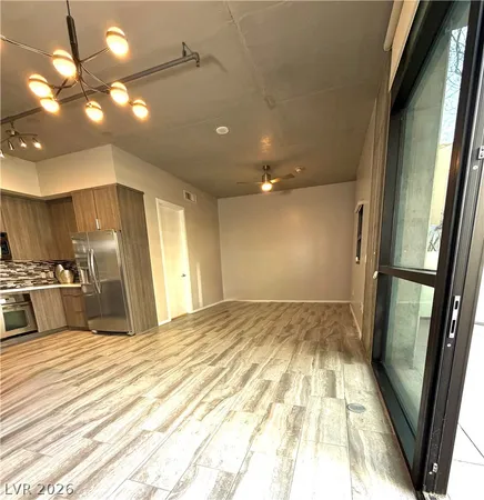 $2,300 | 353 East Bonneville Avenue, Unit 639, Las Vegas, NV 89101