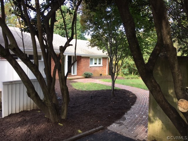 6009 Three Chopt Road Richmond, VA 23226 - Photo 2 of 22 Gallery Image 2