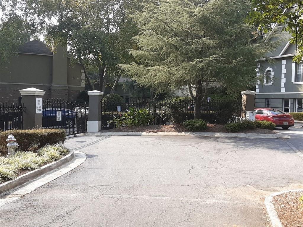 6900 Roswell Road, Unit O3 Sandy Springs, GA 30328 - Photo 11 of 22