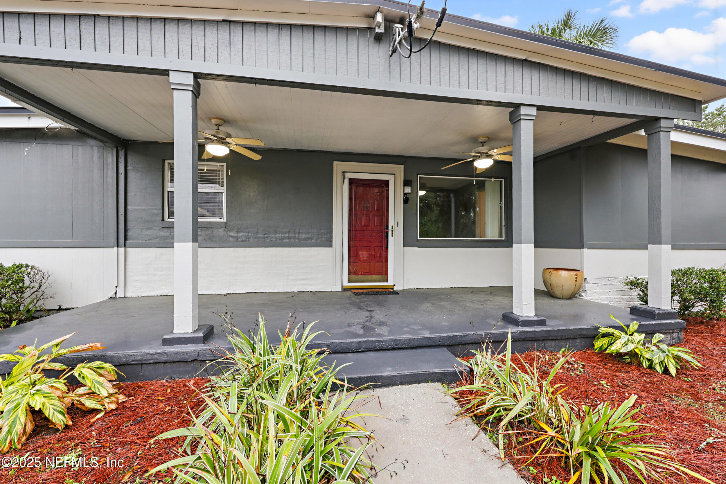 1651 Lindsey Road Jacksonville, FL 32221 - Photo 3 of 17 LINDSEY FRONT PORCH
