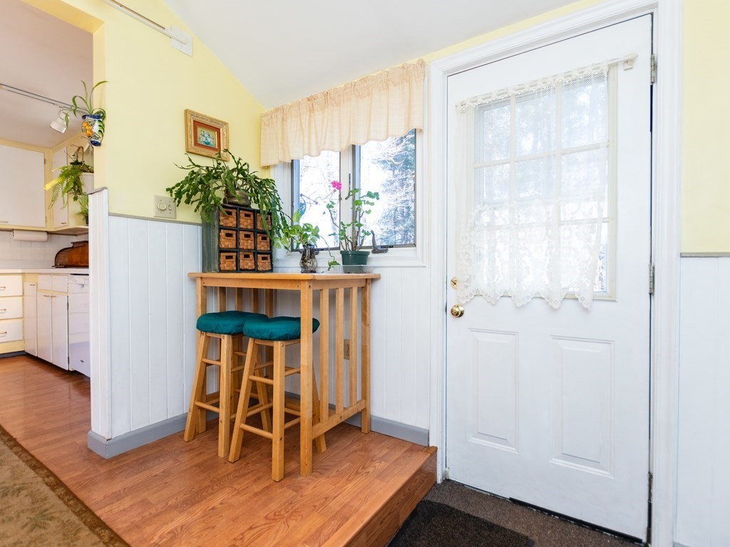 12 Stoneleigh Road Holden, MA 01520 - Photo 10 of 33 Gallery Image 10