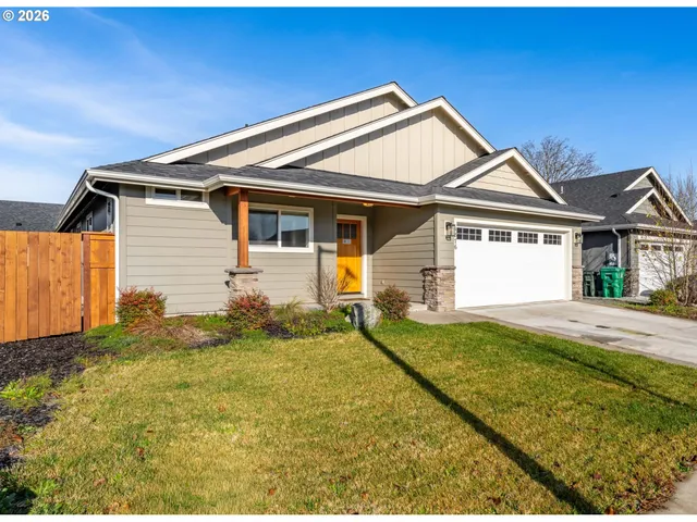 $465,000 | 1876 Southwest Mistybrook Drive, Grants Pass, OR 97527