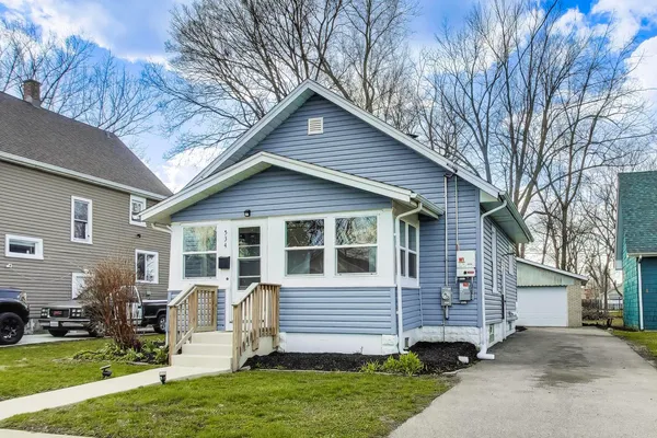 $215,000 | 534 North May Street, Aurora, IL 60506