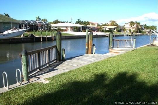 513 Gunwale Lane Longboat Key, FL 34228 - Photo 13 of 59 a view of a house with roof deck