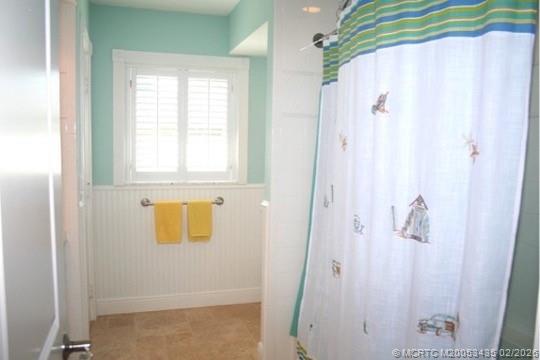 513 Gunwale Lane Longboat Key, FL 34228 - Photo 32 of 61 a bathroom with a shower