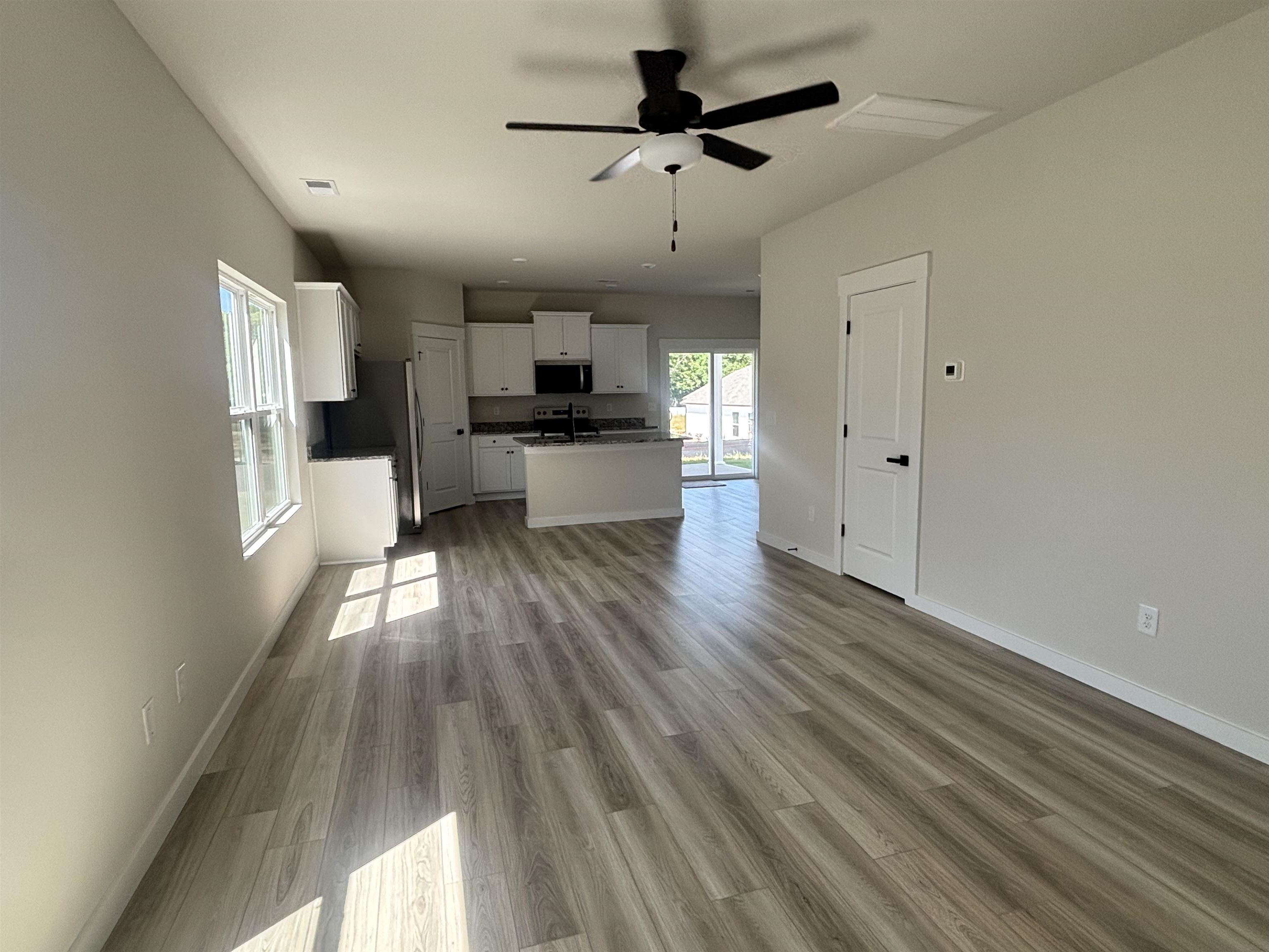 435 West Claywalk Road Woodruff, SC 29388 - Photo 2 of 7