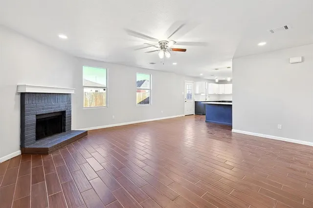 $1,900 | 1941 Copper Mountain Drive, Fort Worth, TX 76247