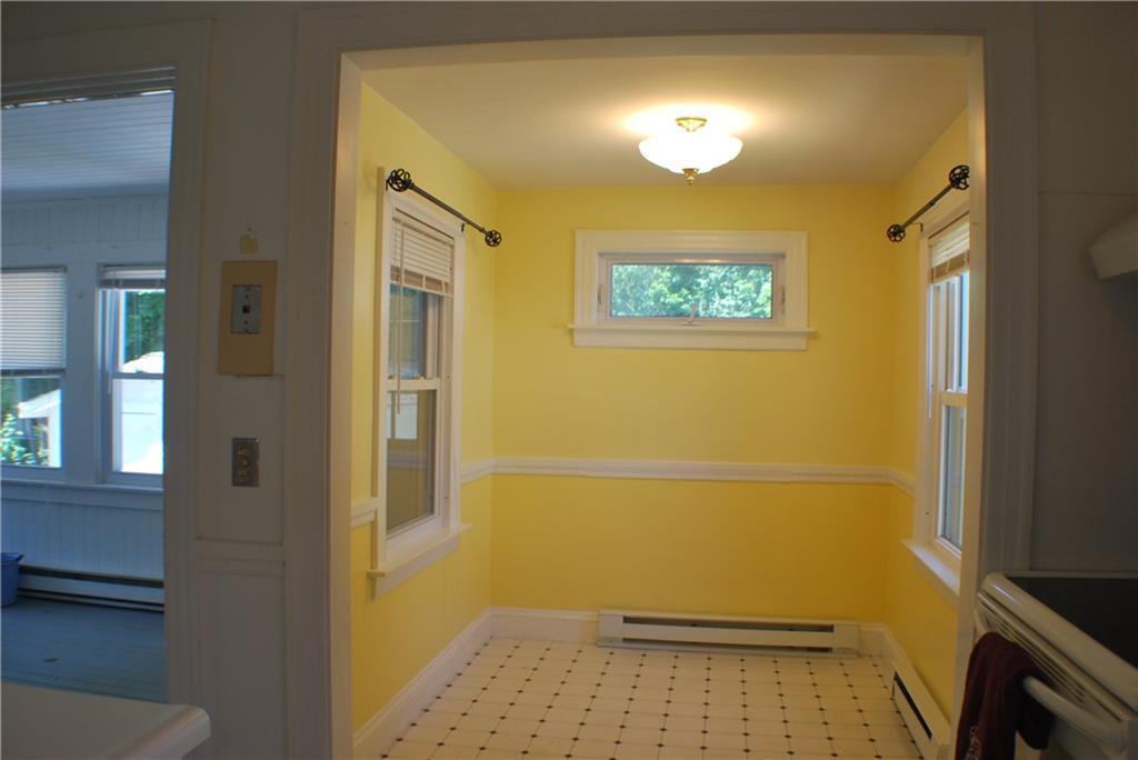 10.5 Old Orchard Road Saco, ME 04072 - Photo 7 of 13 Dining area off the kitchen seats...