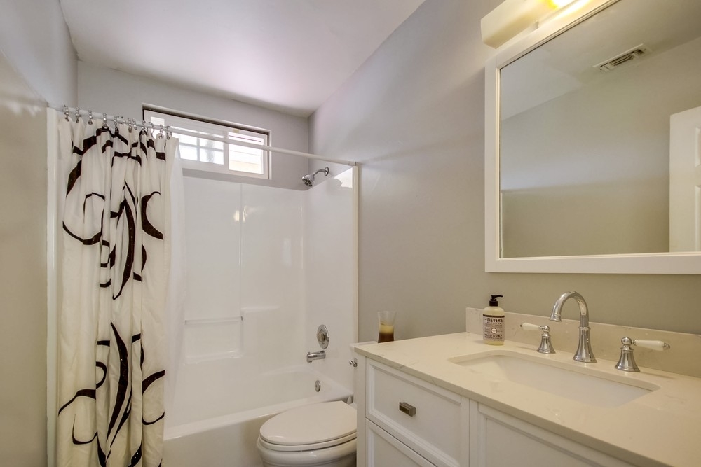 11315 Posthill Road Lakeside, CA 92040 - Photo 17 of 25 Gallery Image 17