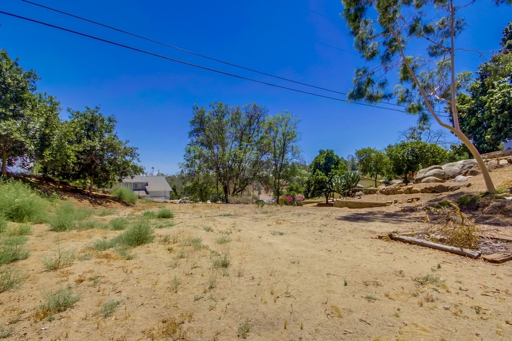 11315 Posthill Road Lakeside, CA 92040 - Photo 18 of 25 Gallery Image 18