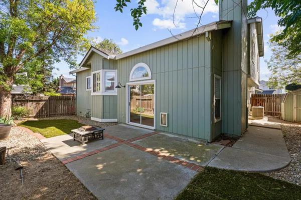 a view of outdoor space