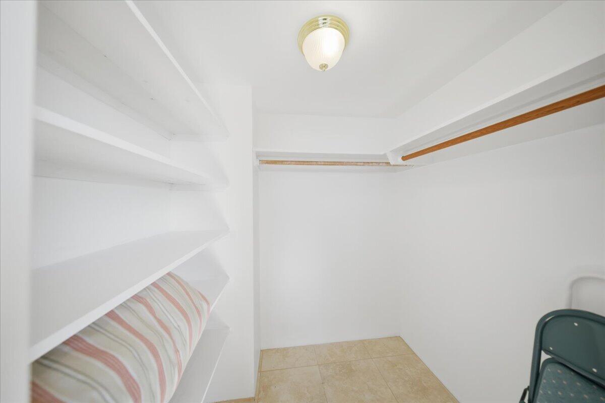 2000 Coco Plum Drive, Unit 601 Marathon, FL 33050 - Photo 22 of 45 35-DSC09174