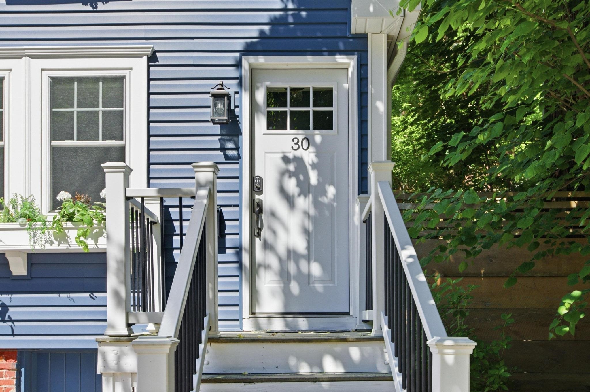 30 George Street Dover, NH 03820 - Photo 3 of 28