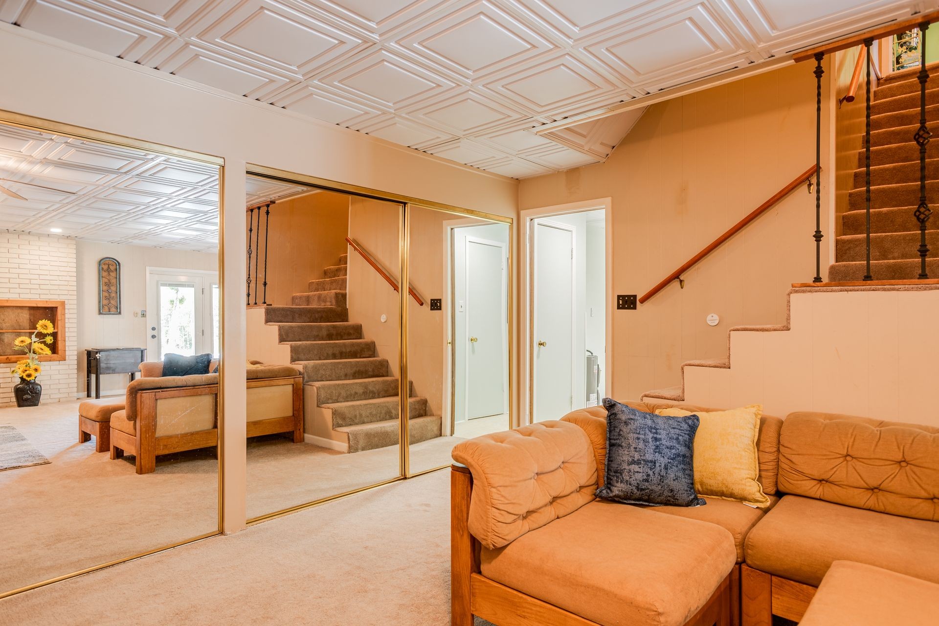 2743 Mouse Tail Road Parsons, TN 38363 - Photo 35 of 79 a living room with furniture and wooden floor