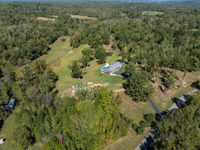 $899,000 | 2743 Mouse Tail Road, Parsons, TN 38363