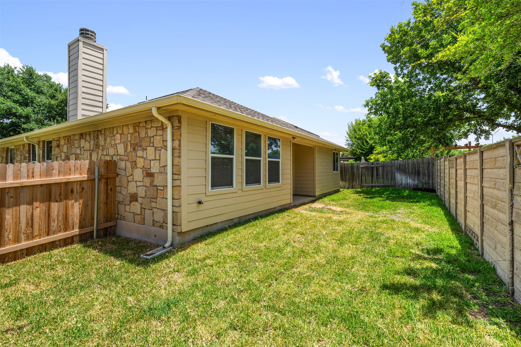 2505 Rusk Court Round Rock, TX 78665 - Photo 38 of 40