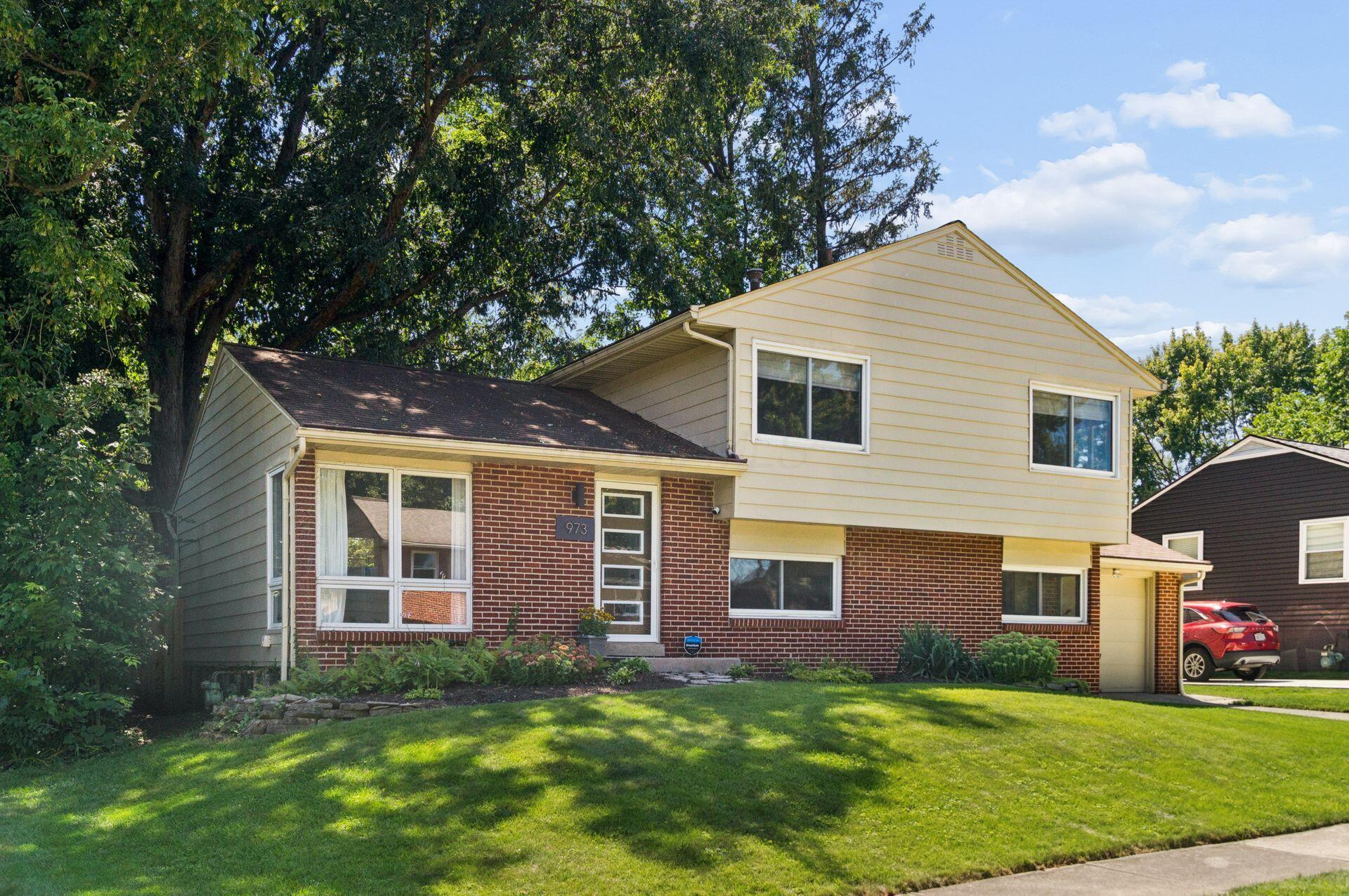 973 Bernard Road Columbus, OH 43221 - Photo 3 of 40 003_ Rd Columbus OH 43221 USA